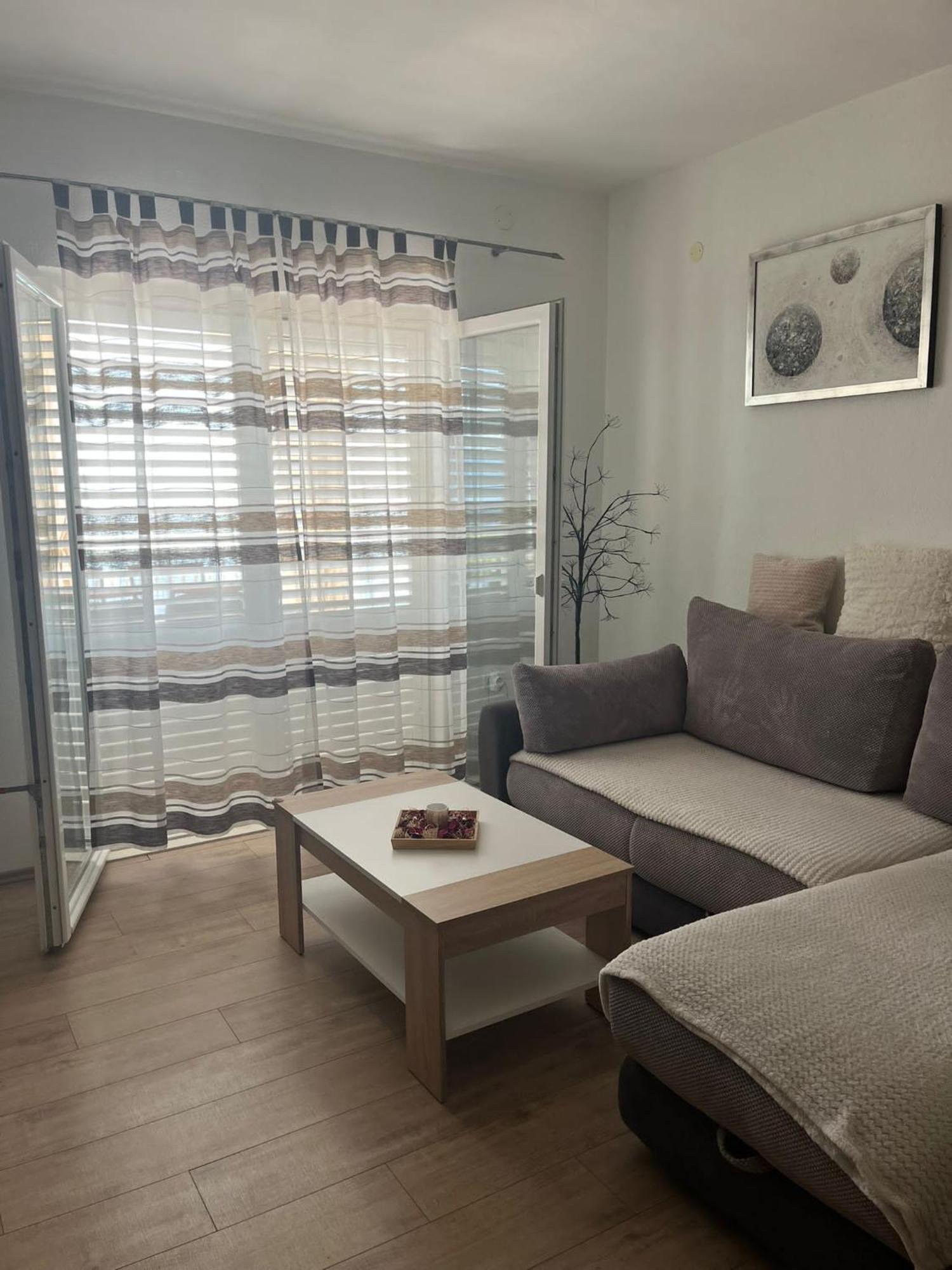 Apartment Davor グラダツ エクステリア 写真