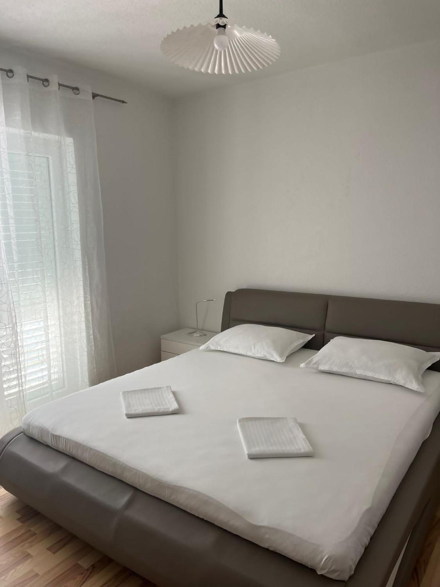 Apartment Davor グラダツ エクステリア 写真